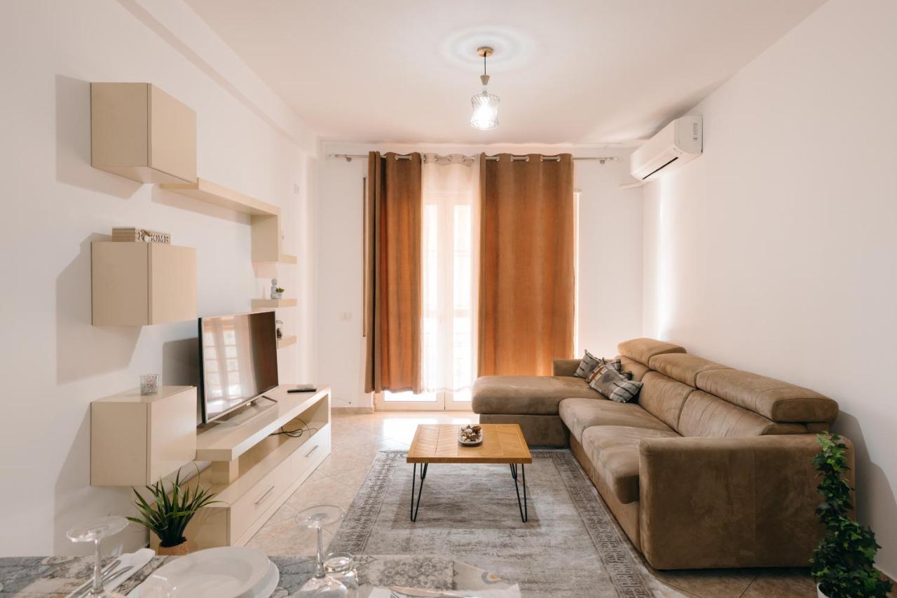 Rs Place 1-bedroom Apartment *