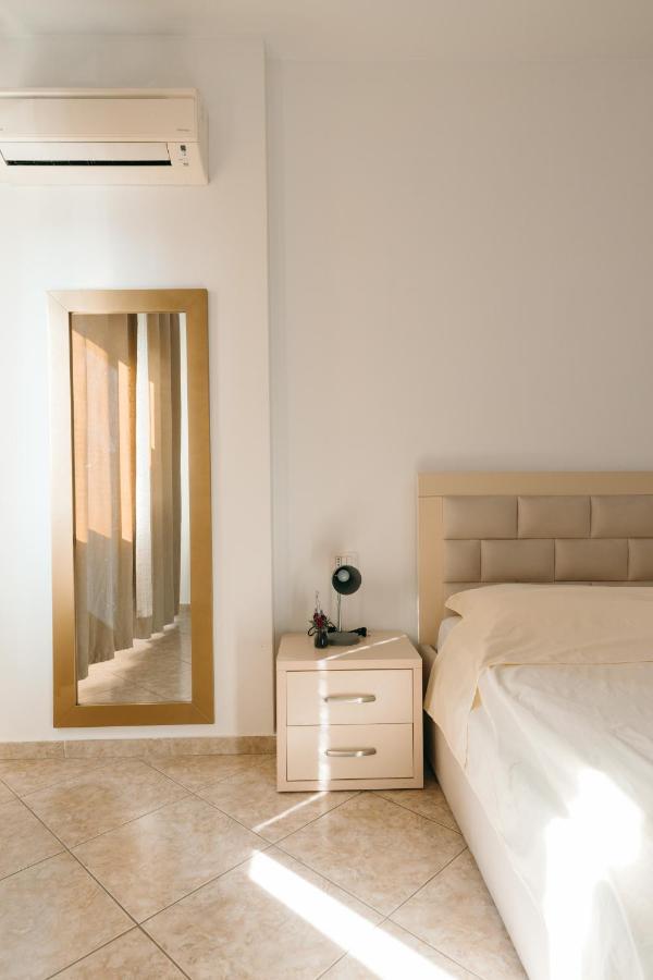Rs Place 1-bedroom Appartamento